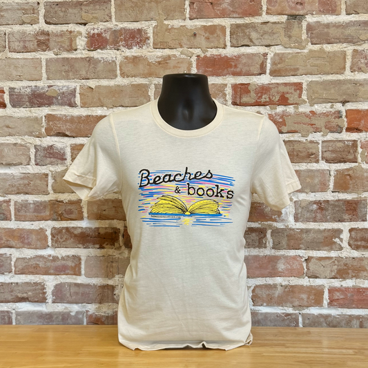 🌞New Summer Shirt Just Dropped 🔥Beaches and Books T-shirt🏖️